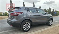 نيسان قاشقاي